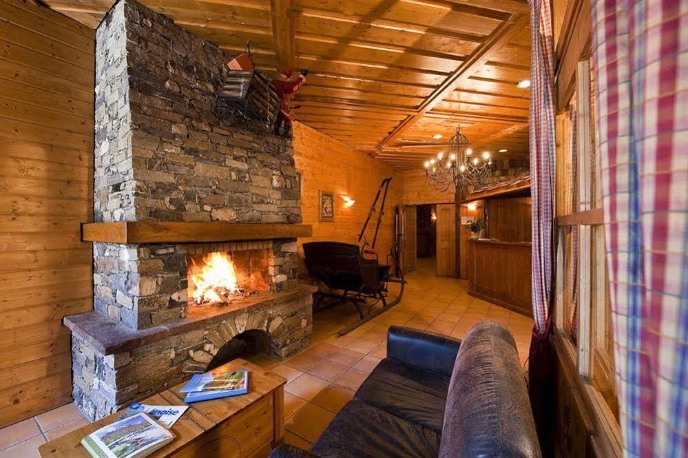 Chalet Altitude Val Thorens Aparthotel Bagian luar foto